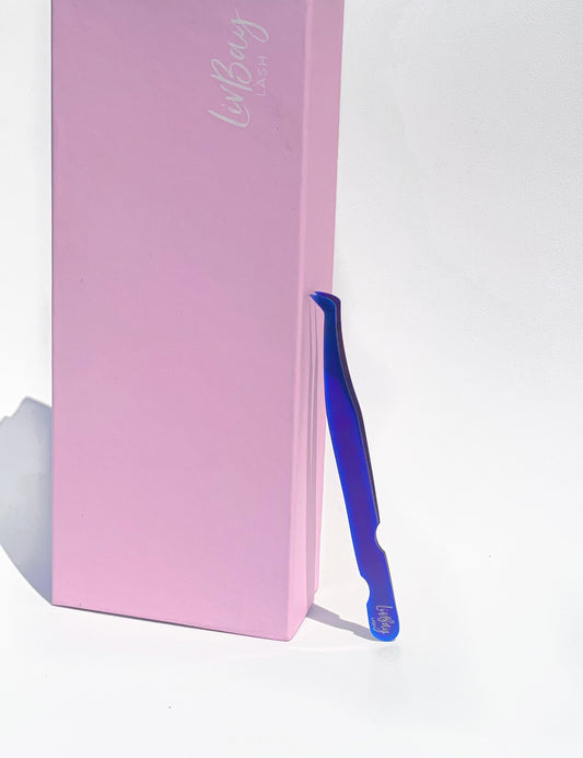 Lash Tweezer - Cutie With a Booty